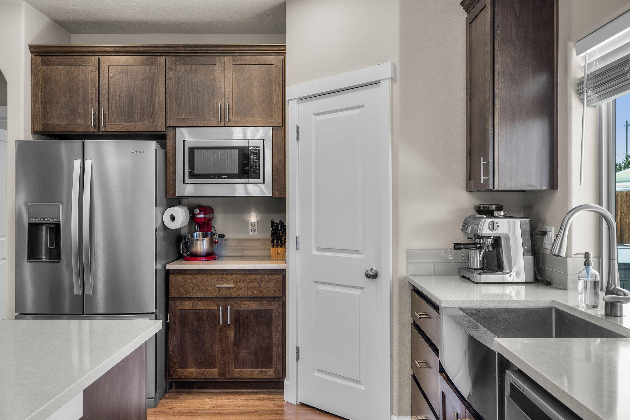 2366 Southwest Newberry Loop Redmond, OR 97756 - Photo 13 of 40 2024_05_18_2366_nw_newberry_loop_rdm-13