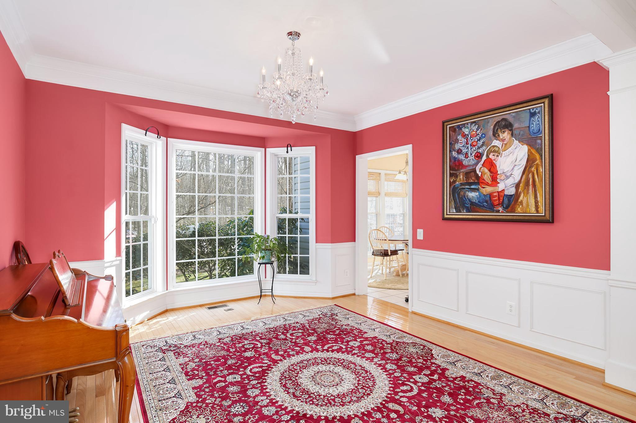 12343 Brown Fox Way Reston, VA 20191 - Photo 5 of 30 Dining Room