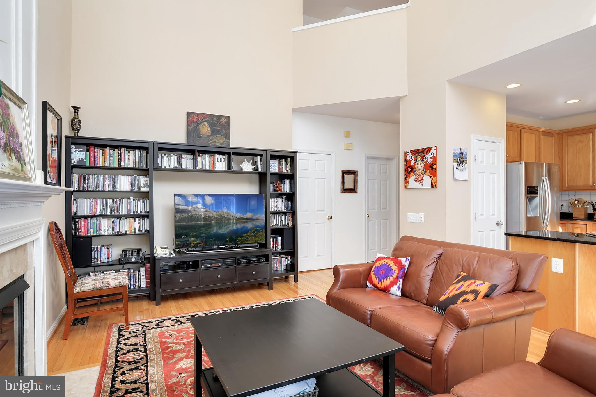 12343 Brown Fox Way Reston, VA 20191 - Photo 10 of 30 Family Room