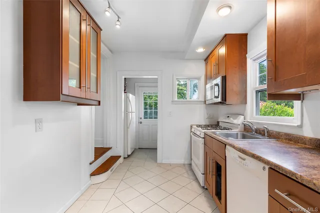 $1,279,500 | 15 Roosevelt Avenue, Rye, NY 10580