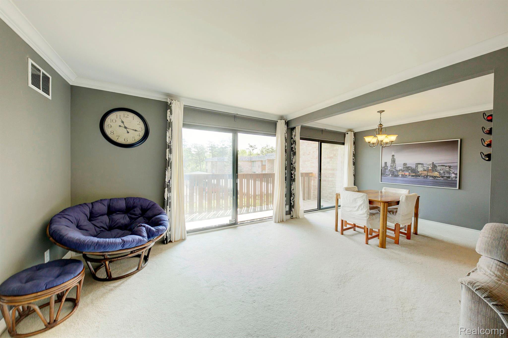 1325 South Maple Road, Unit 202 Ann Arbor, MI 48103 - Photo 11 of 30 1325 Maple #202