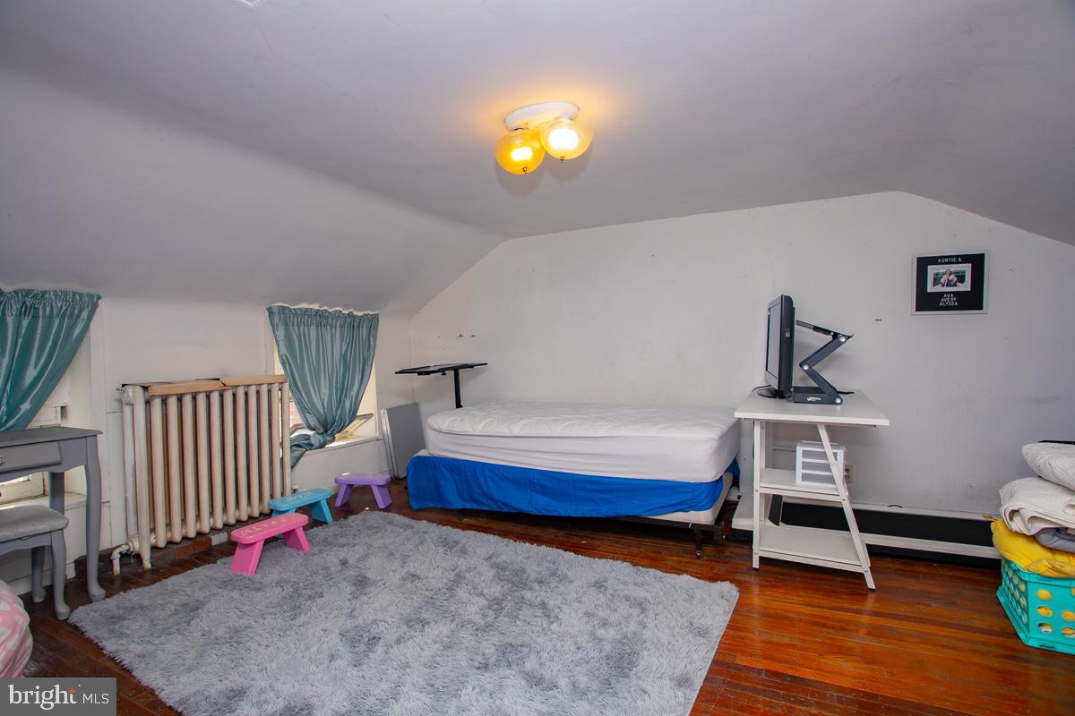 470 Conarroe Street Philadelphia, PA 19128 - Photo 30 of 36