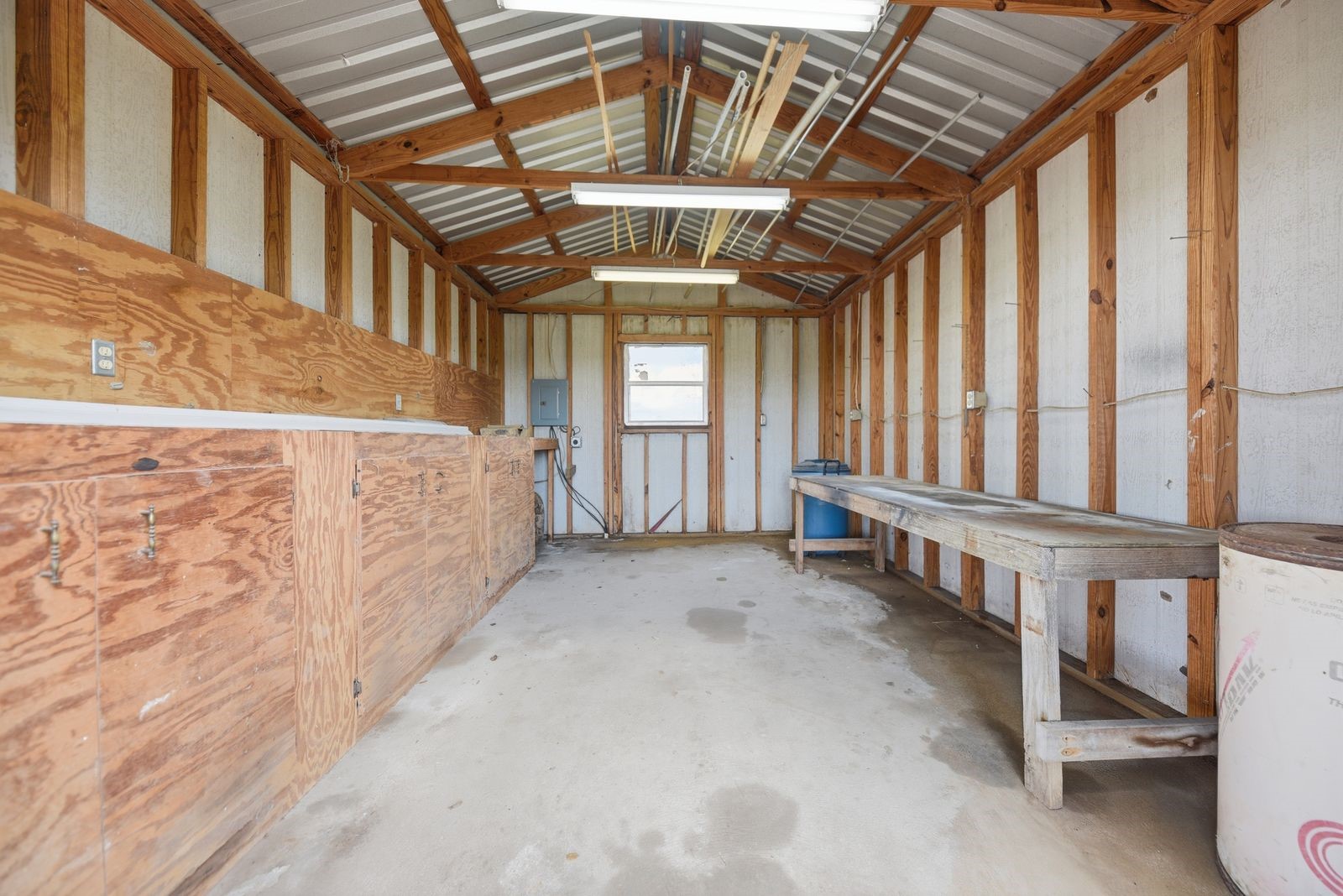 3249 Newsom Road Bellville, TX 77418 - Photo 18 of 20 a view of an entryway with staircase