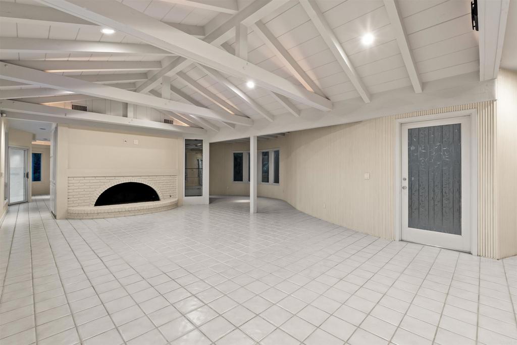 10595 Russell Road La Mesa, CA 91941 - Photo 11 of 44