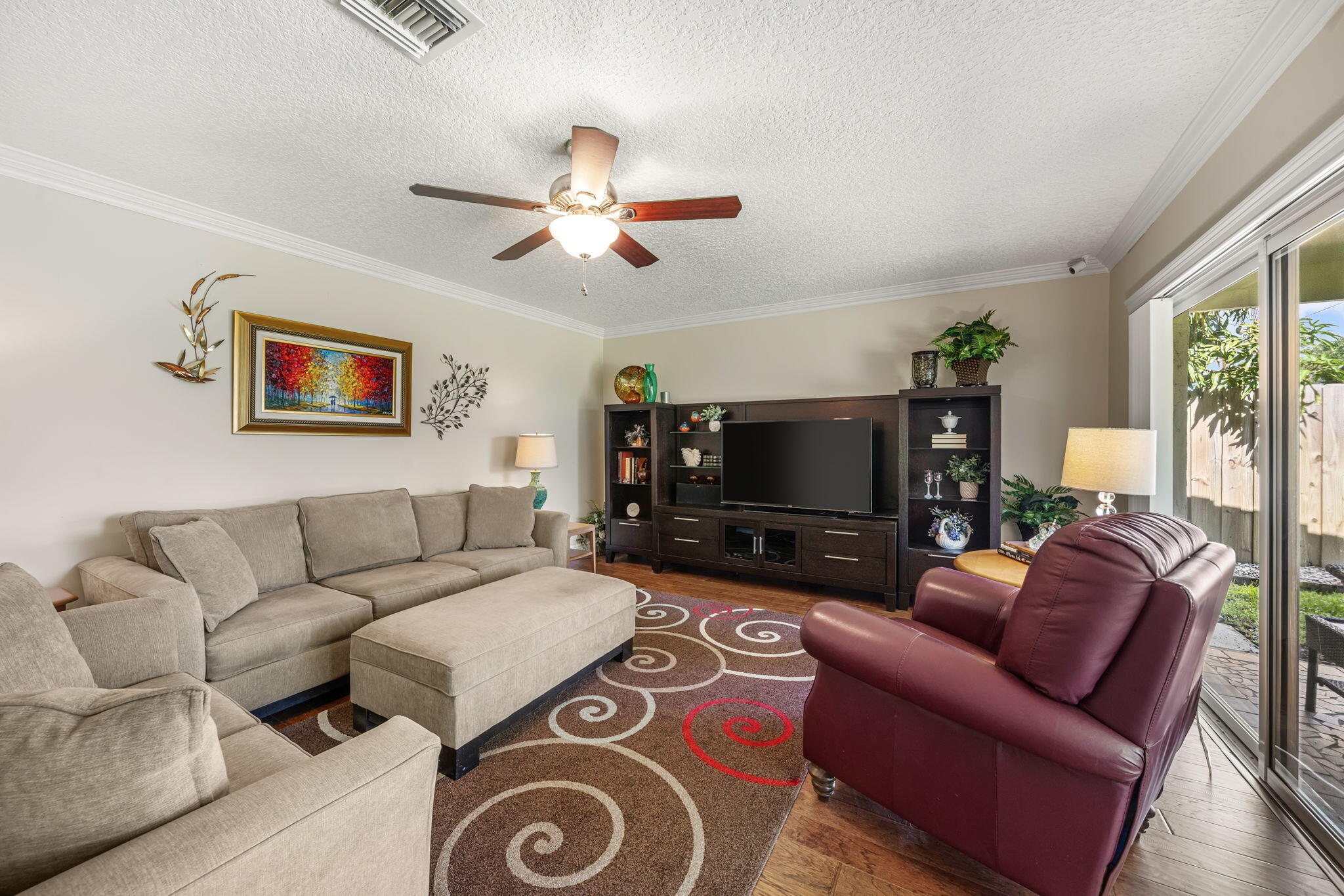 741 Curlew Road Delray Beach, FL 33444 - Photo 9 of 37 Living Room