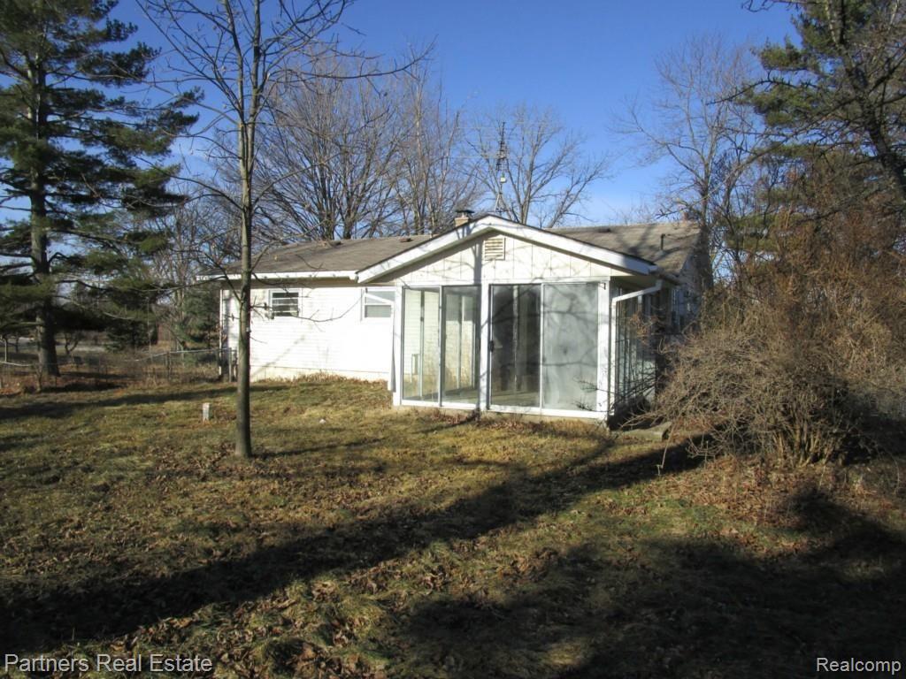 5560 North Stow Road Fowlerville, MI 48836 - Photo 10 of 10