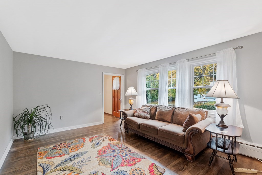 48 Valley View Road Leominster, MA 01453 - Photo 8 of 25 Gallery Image 8