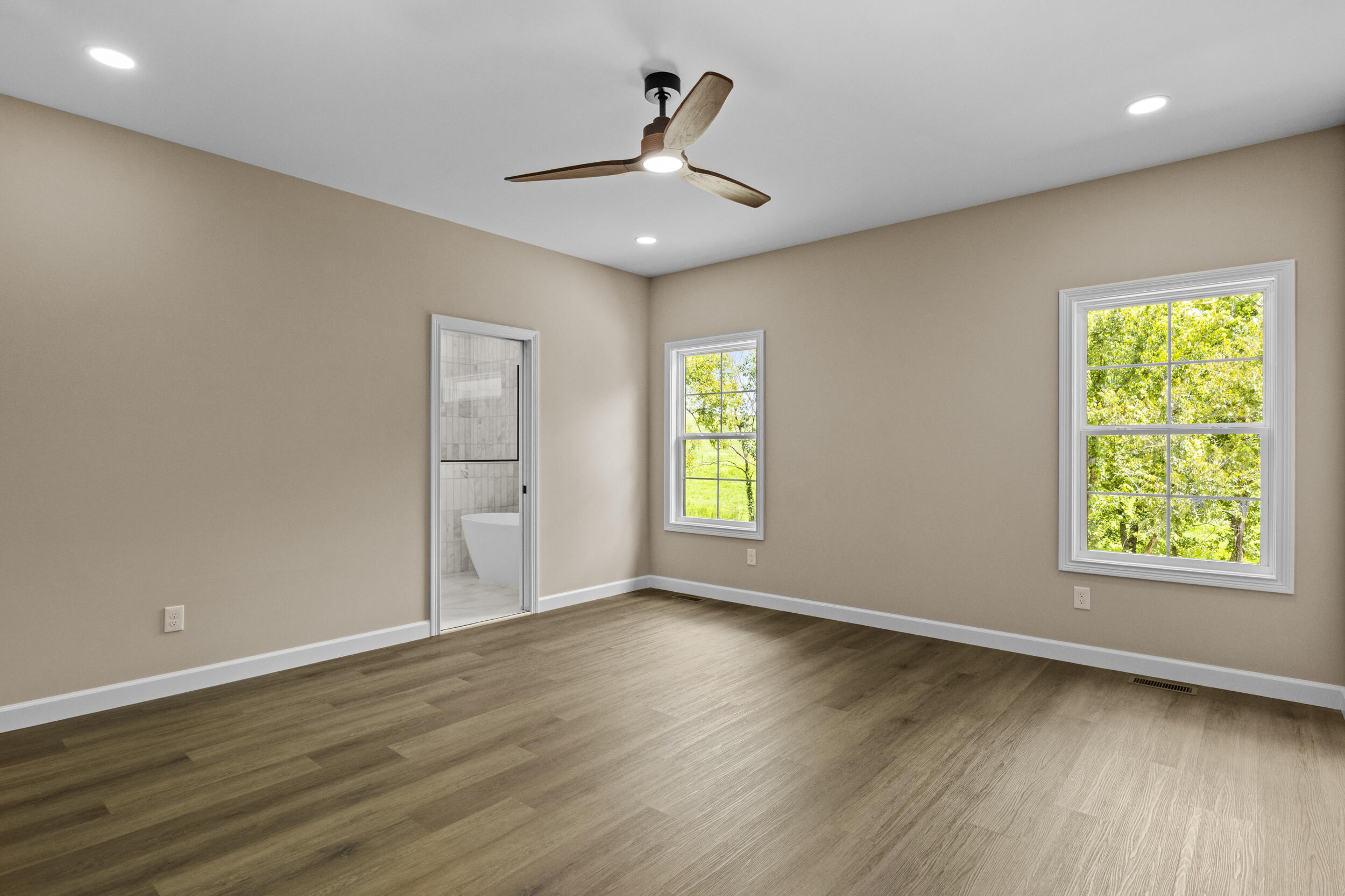 545 Boones Creek Road Lancaster, KY 40444 - Photo 24 of 49 Primary Bedroom ensuite