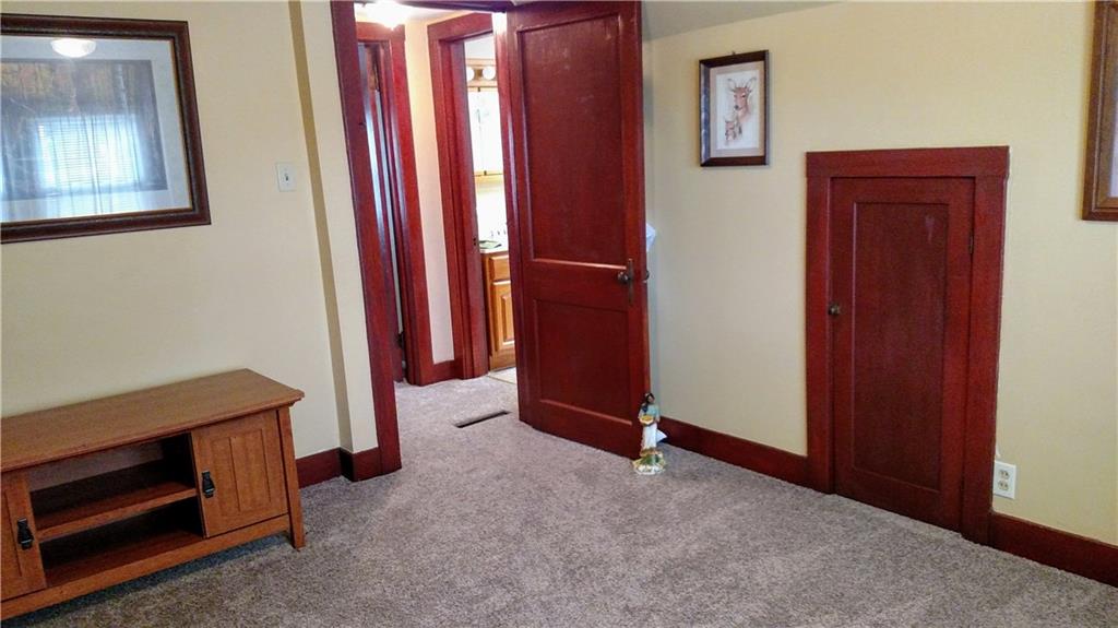 1546 Dime Road Vandergrift, PA 15690 - Photo 14 of 24