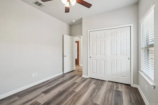 $1,950 | 6413 Von Rosk, Leon Valley, TX 78238