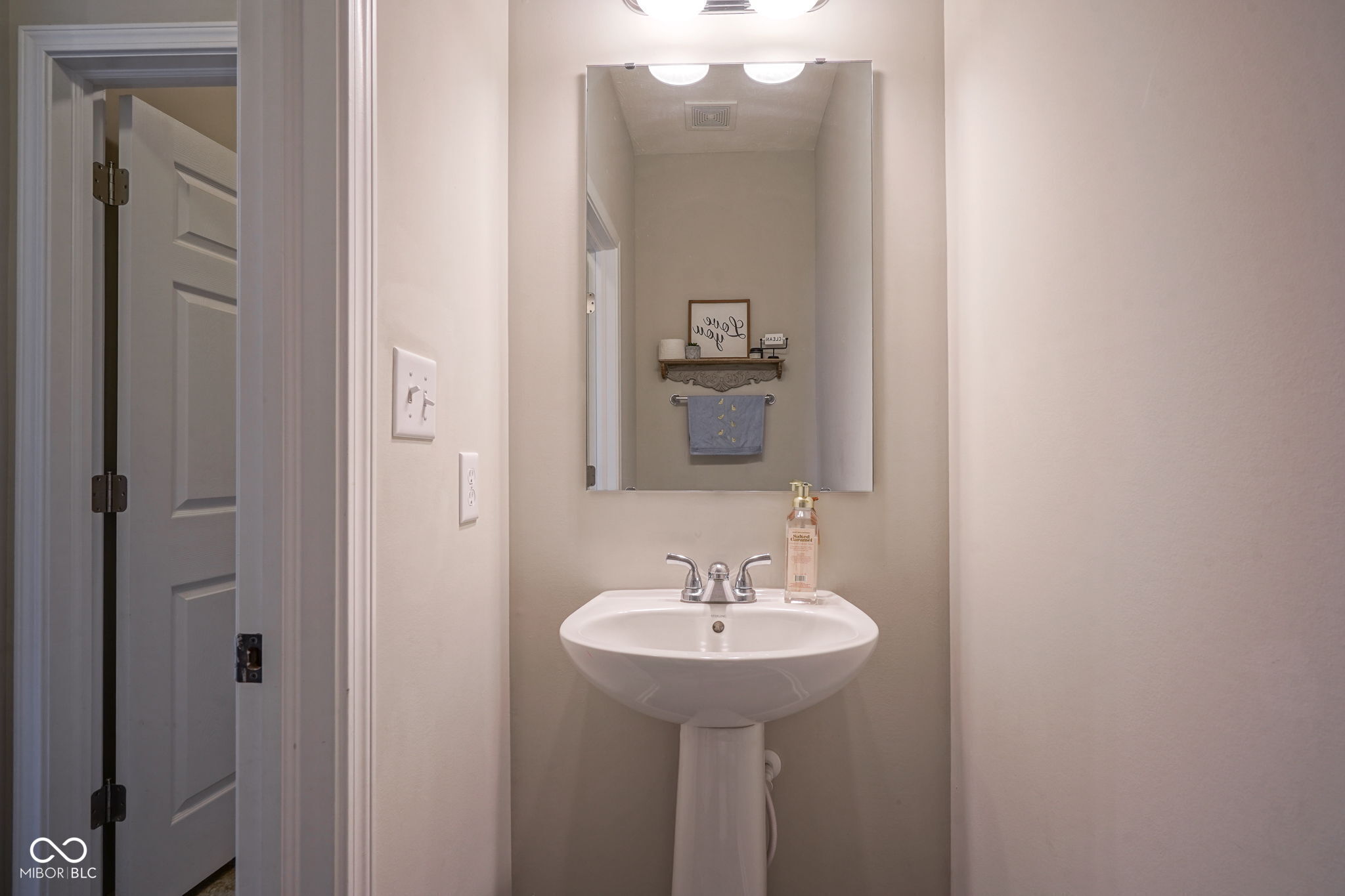 8596 Fawn Way McCordsville, IN 46055 - Photo 19 of 38