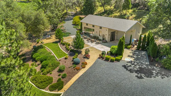 $1,995,000 | 7460 Fairplay Road, Somerset, CA 95684
