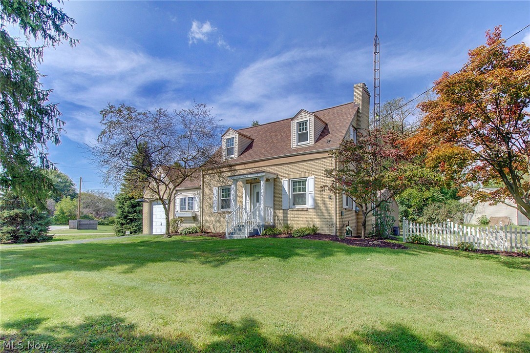 4753 Navarre Road Southwest Canton, OH 44706 - Photo 2 of 21 Gallery Image 2