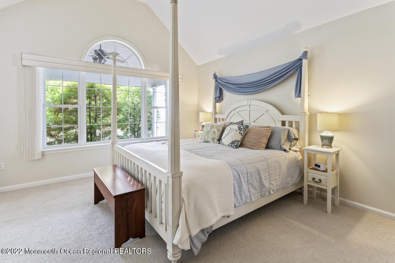 171 Cruise Road Manahawkin, NJ 08050 - Photo 11 of 46 9