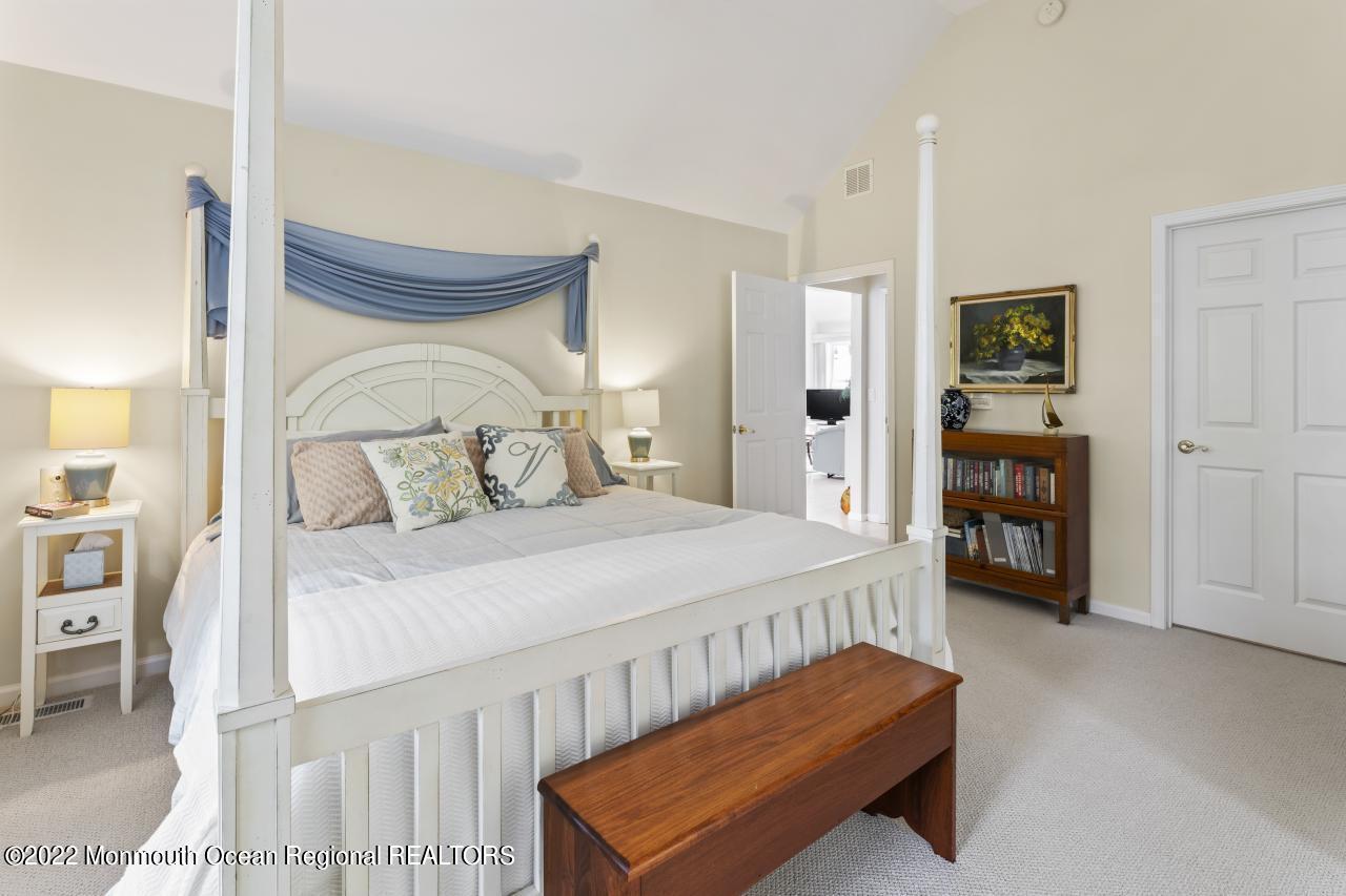 171 Cruise Road Manahawkin, NJ 08050 - Photo 15 of 46 14