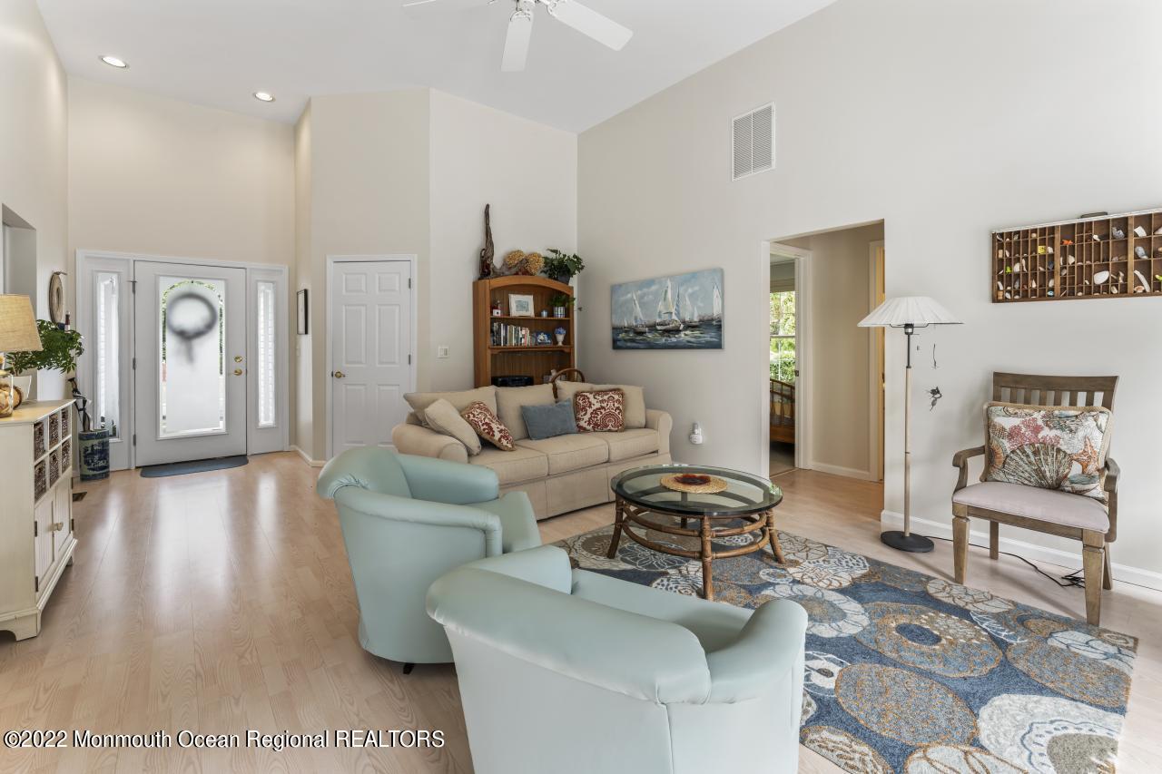 171 Cruise Road Manahawkin, NJ 08050 - Photo 18 of 46 17