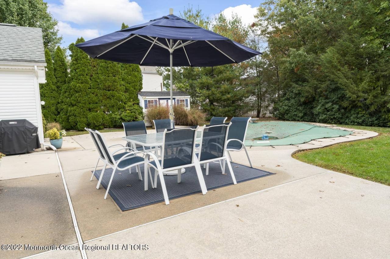 171 Cruise Road Manahawkin, NJ 08050 - Photo 36 of 46 36
