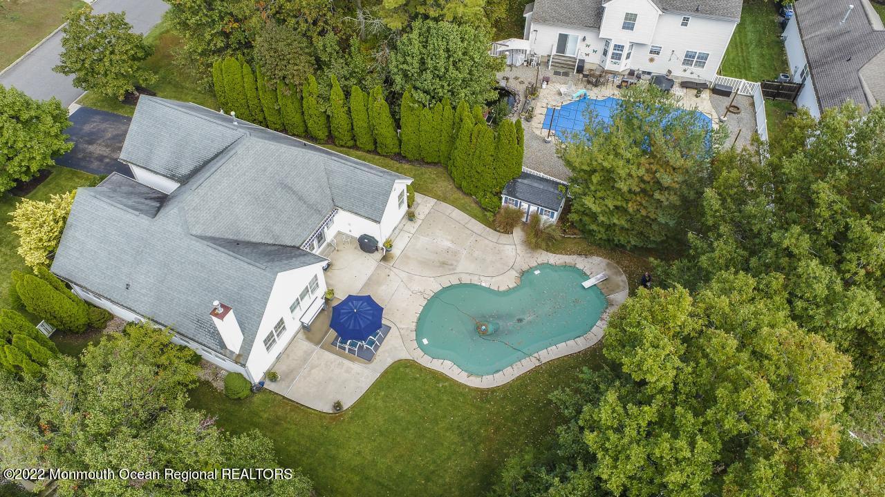 171 Cruise Road Manahawkin, NJ 08050 - Photo 40 of 46 40