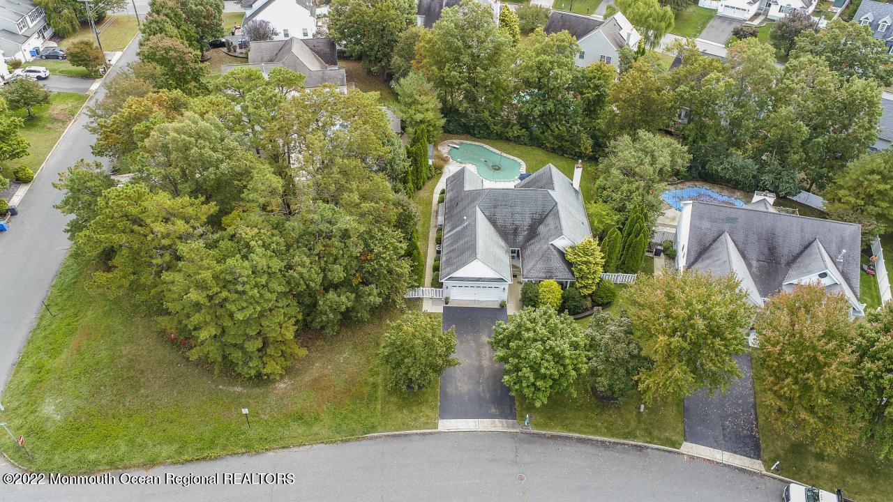171 Cruise Road Manahawkin, NJ 08050 - Photo 41 of 46 43