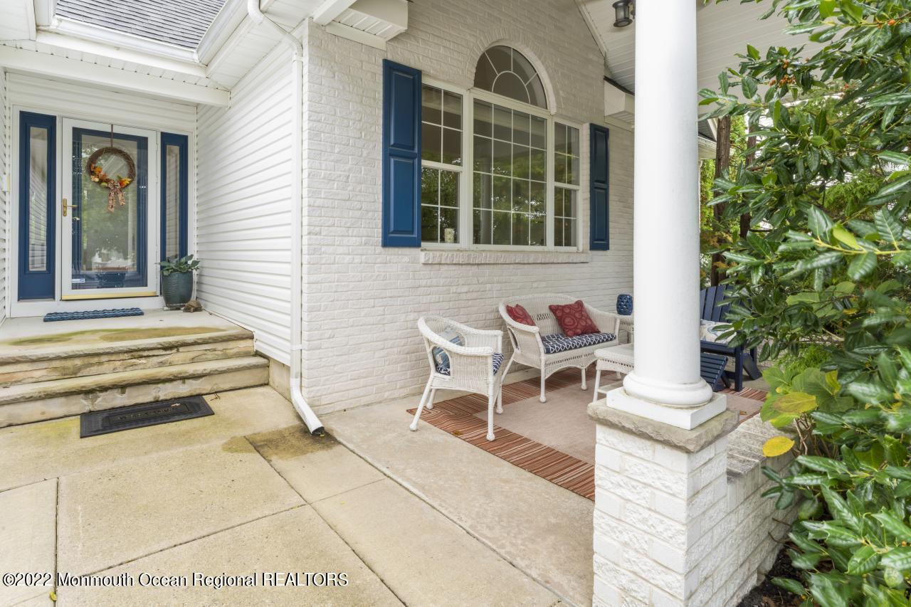 171 Cruise Road Manahawkin, NJ 08050 - Photo 5 of 46 4