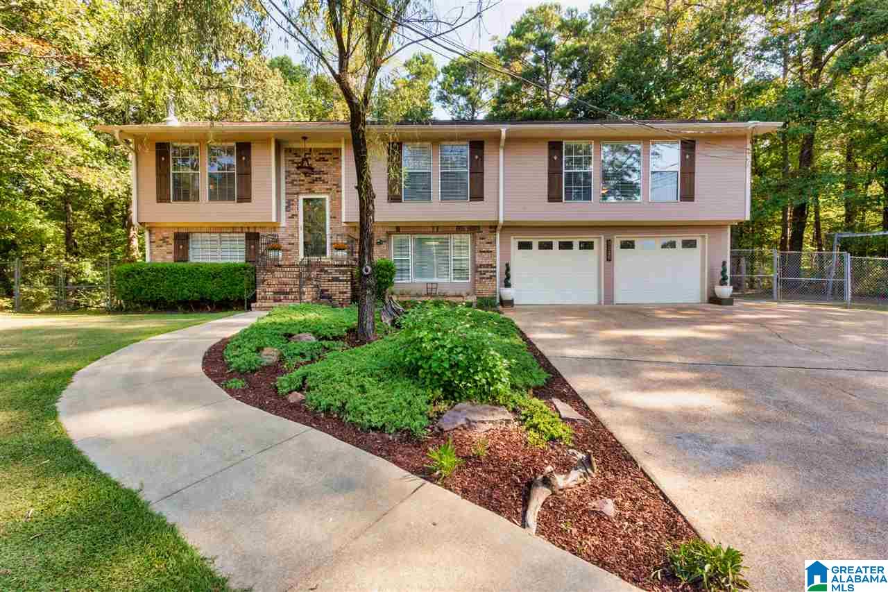 3326 Treehaven Circle Adamsville, AL 35005 - Photo 1 of 48