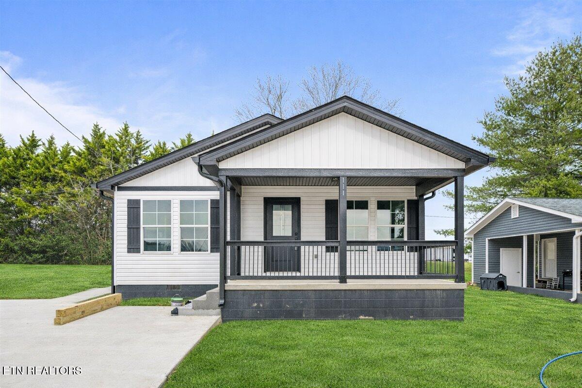 111 Azalea Lane, Unit 2 Jacksboro, TN 37757 - Photo 1 of 40 01-Azalea Ln