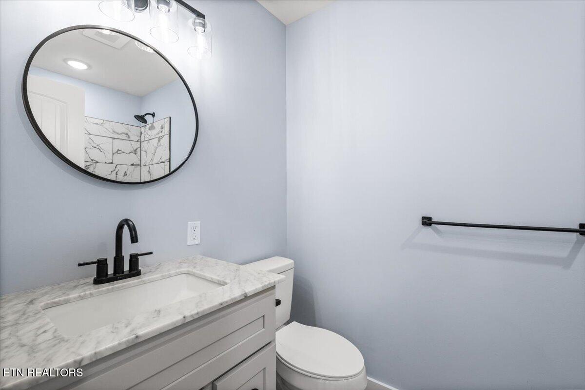 111 Azalea Lane, Unit 2 Jacksboro, TN 37757 - Photo 34 of 40 32-Azalea Ln
