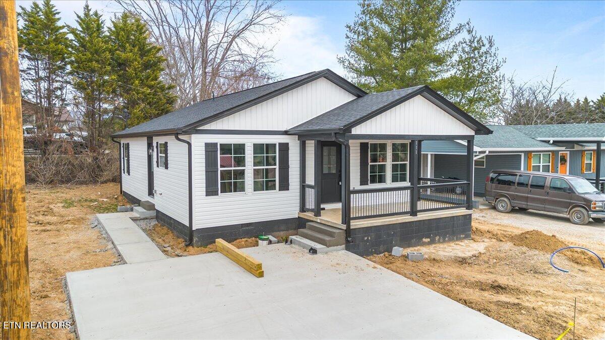 111 Azalea Lane, Unit 2 Jacksboro, TN 37757 - Photo 5 of 40 43-Azalea Ln