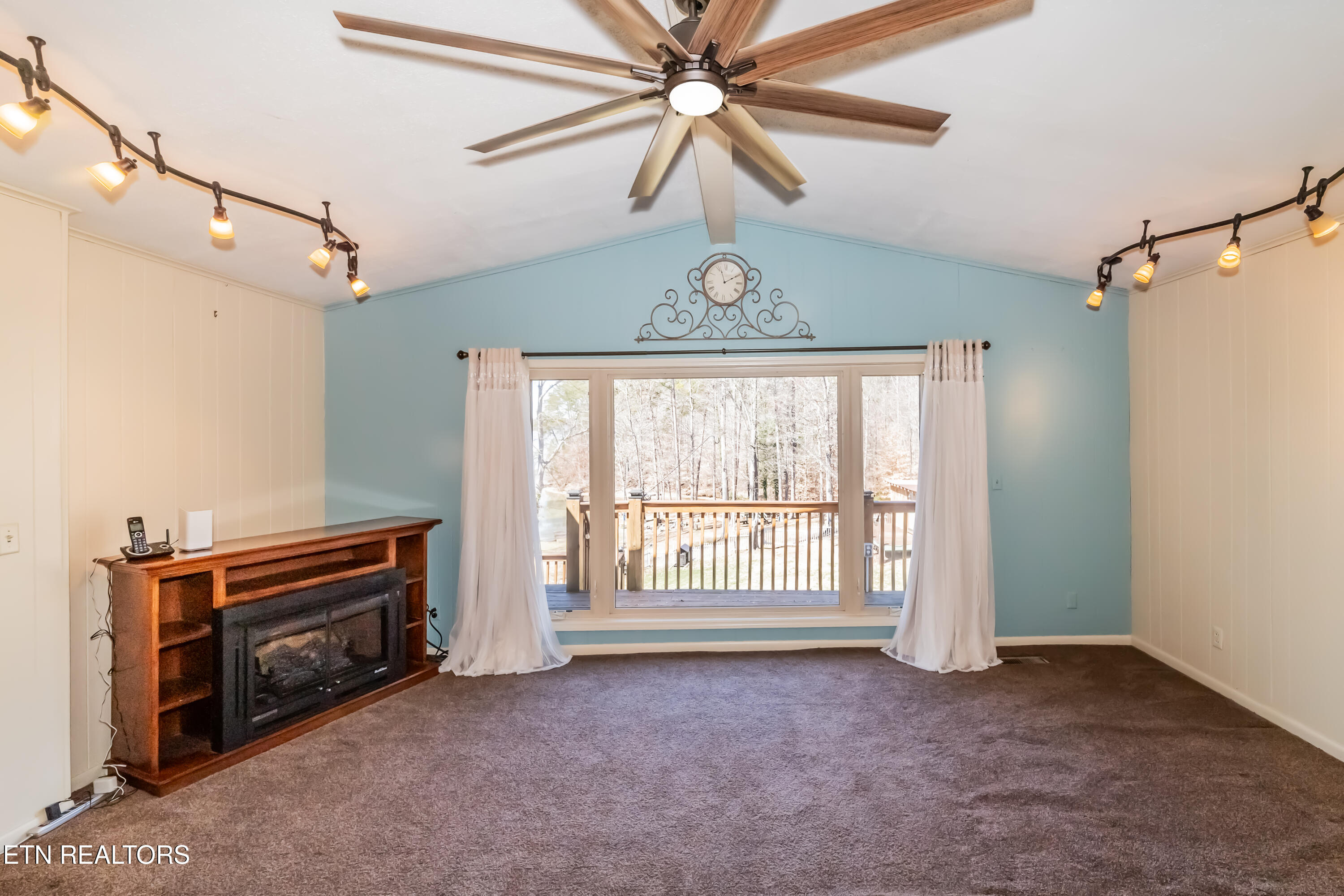112 Victoria Road Kingston, TN 37763 - Photo 17 of 56 HOB_6886-Edit