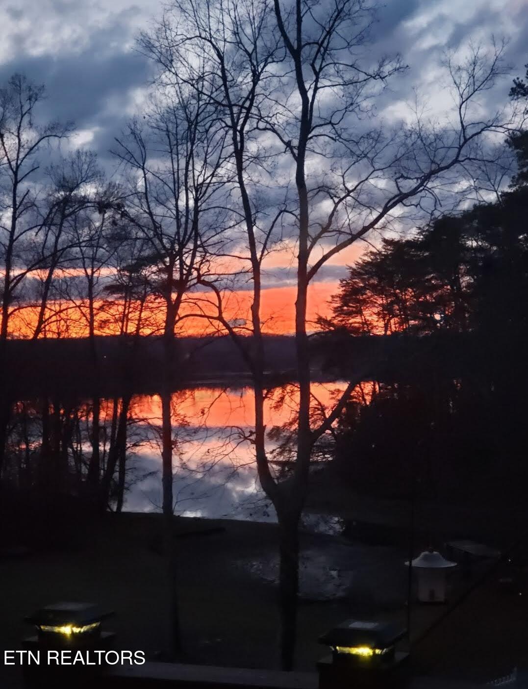 112 Victoria Road Kingston, TN 37763 - Photo 7 of 56 -7638044744349260278