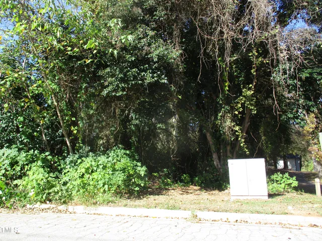 $215,000 | 525 Bragg Street, Raleigh, NC 27601