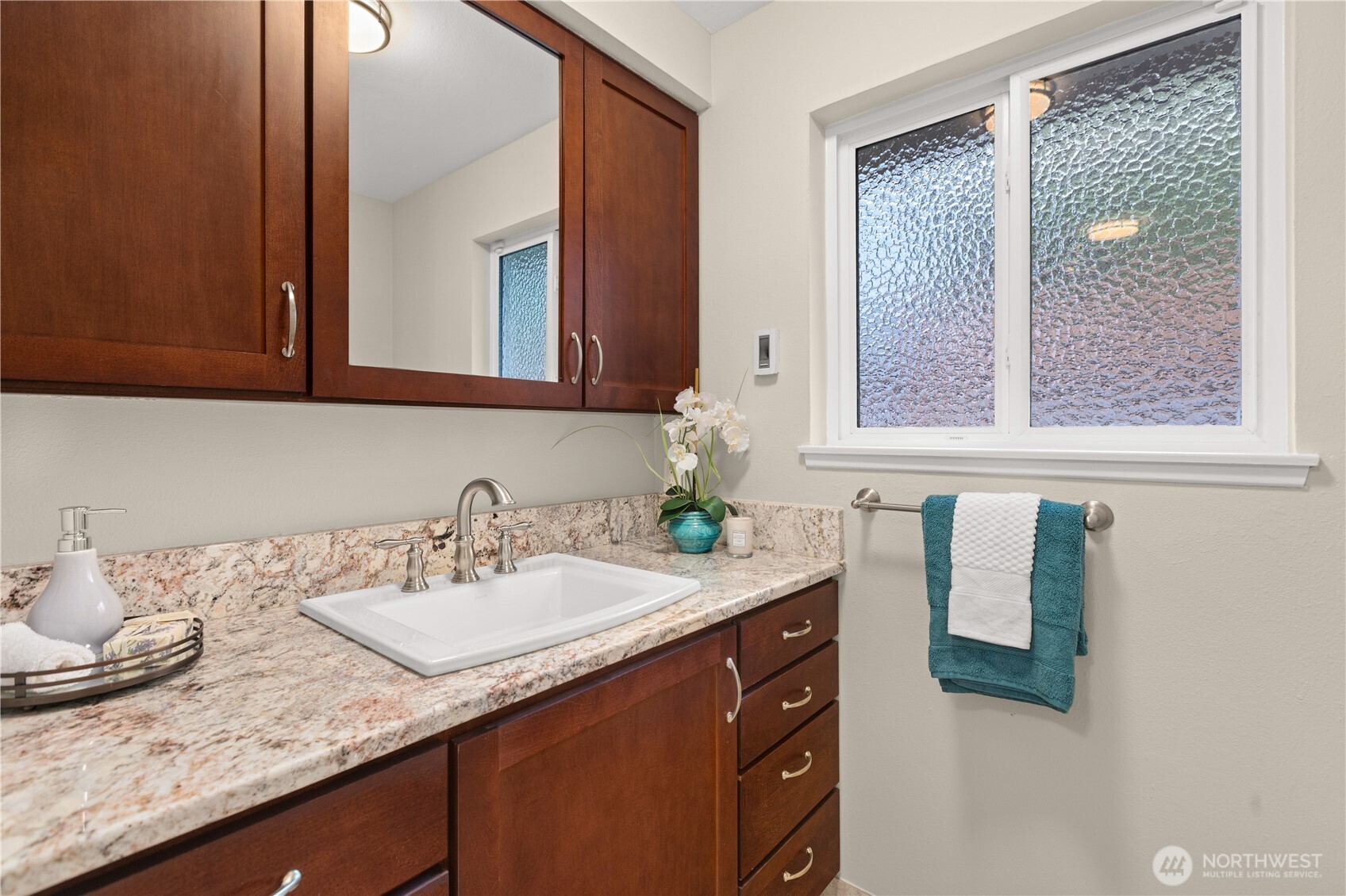 14518 112th Avenue Northeast Kirkland, WA 98034 - Photo 30 of 38