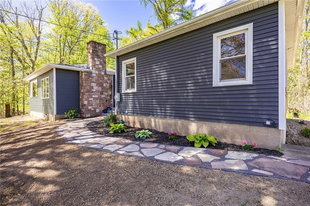 16 Pine Hill Road Parma, NY 14559 - Photo 2 of 45