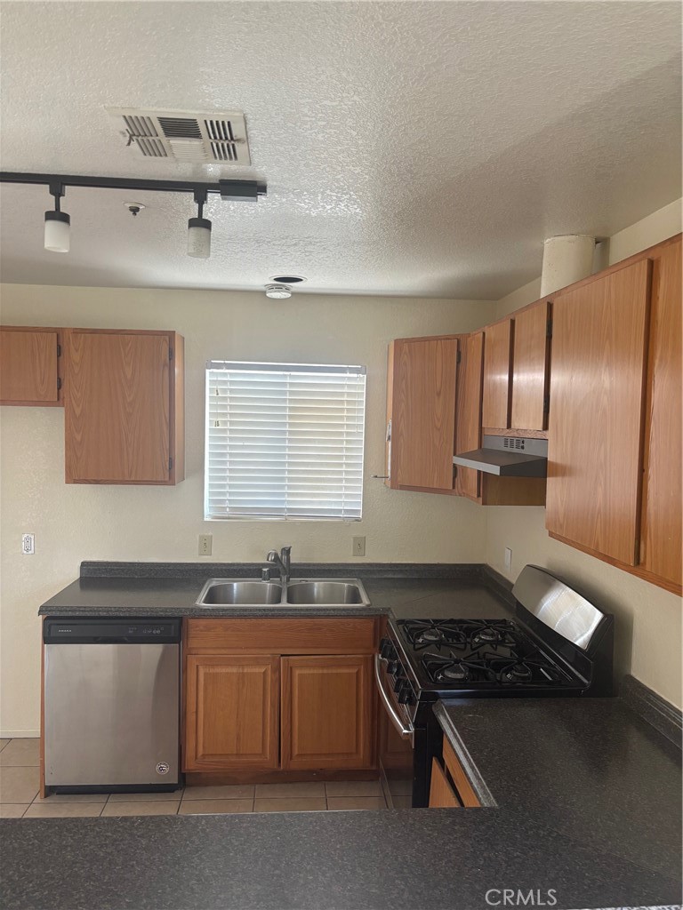 13685 Ocotillo Road Desert Hot Springs, CA 92240 - Photo 3 of 25
