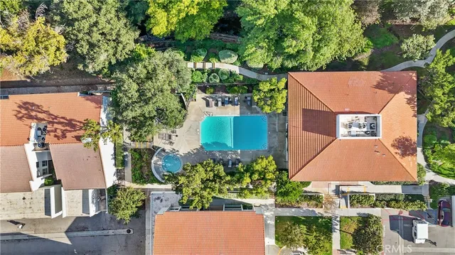 $3,350 | 4714 Park Granada, Unit 203, Calabasas, CA 91302