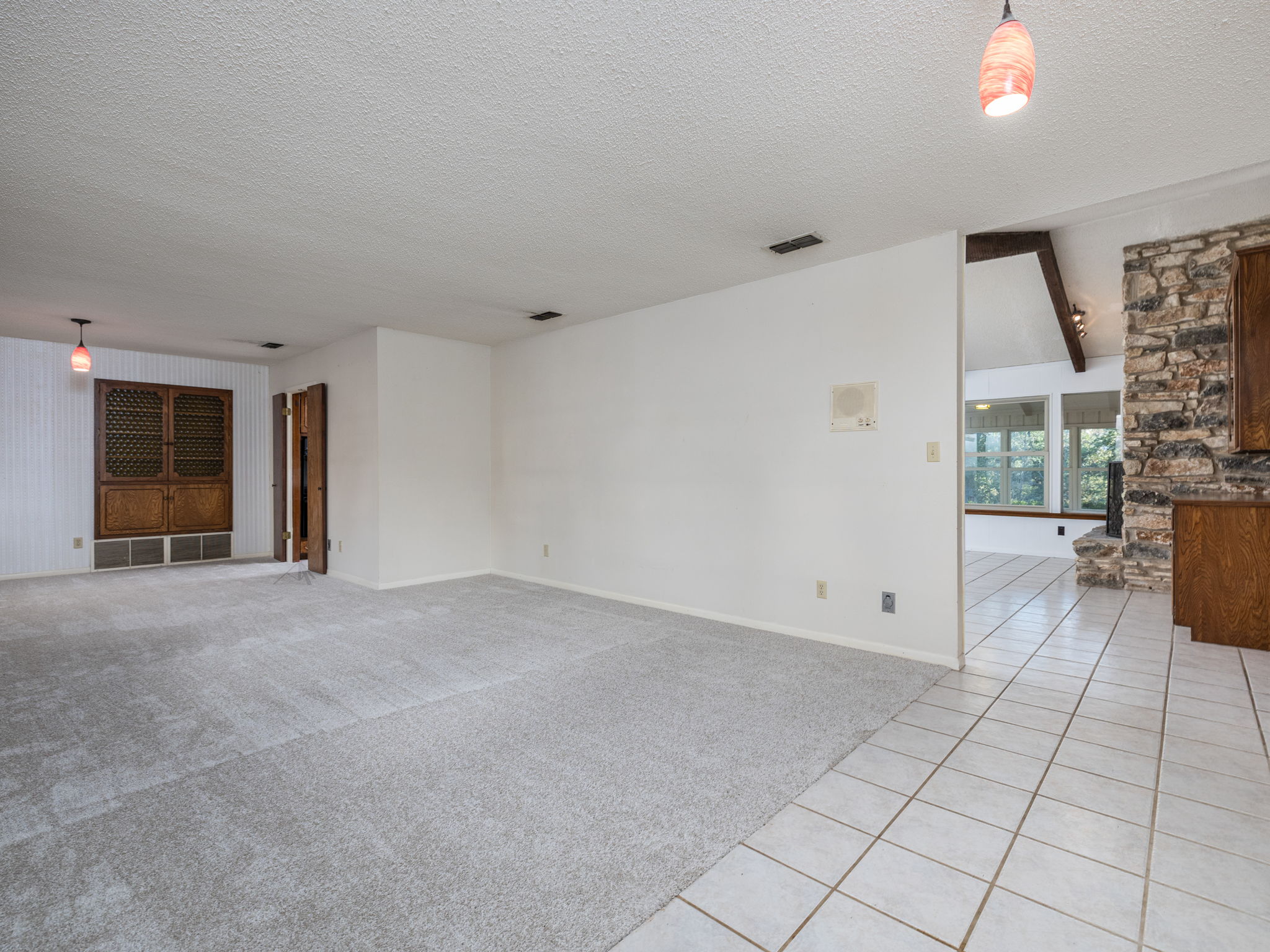806 Country Club Road Georgetown, TX 78628 - Photo 5 of 39 Continuing on through the den takes you to the family rooms