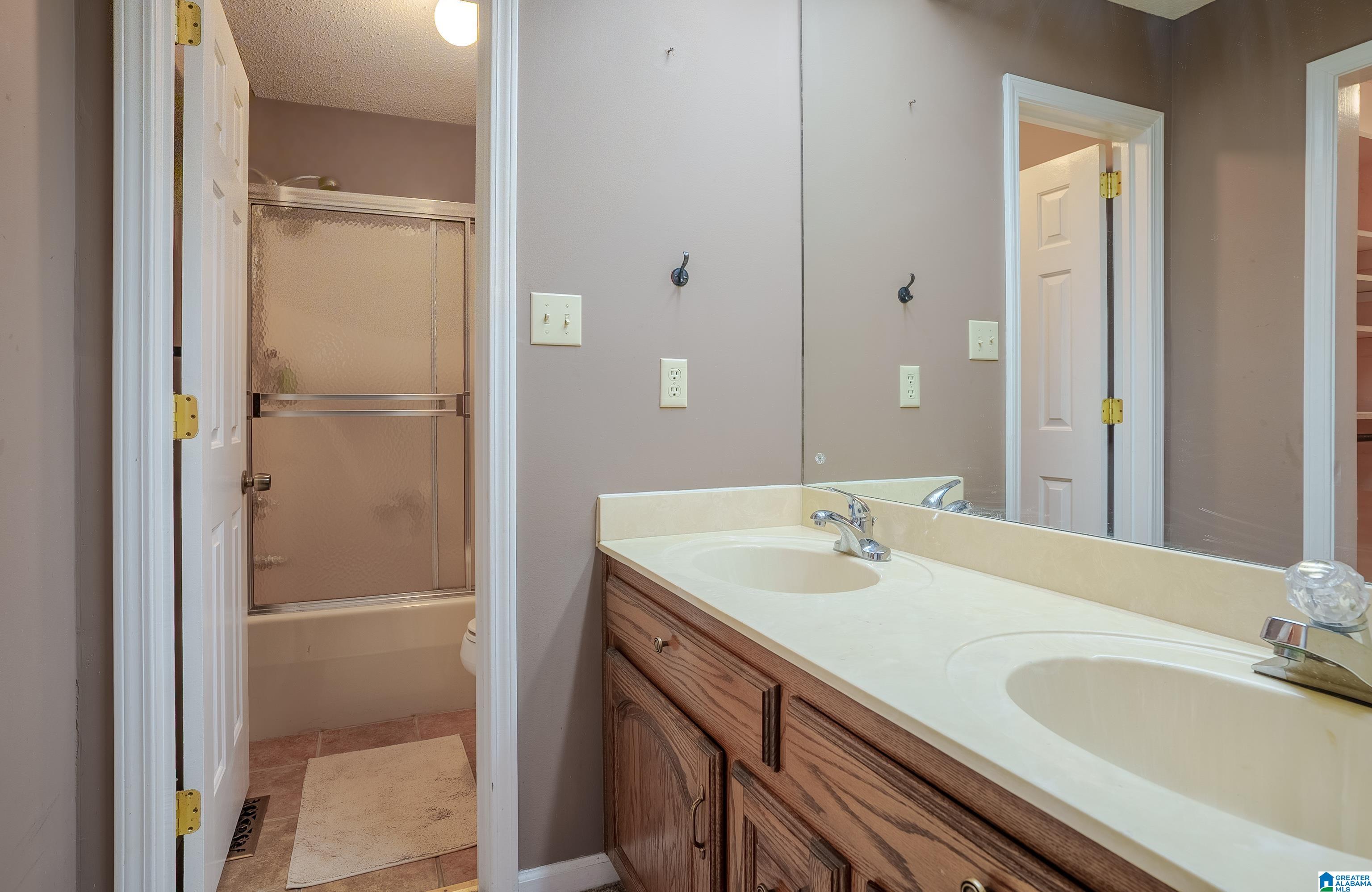 425 10th Way Pleasant Grove, AL 35127 - Photo 25 of 63
