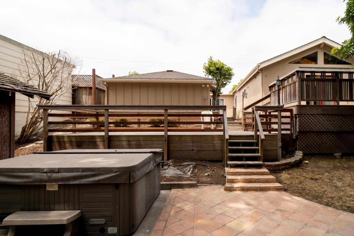 351 Lorimer Street Salinas, CA 93901 - Photo 33 of 37 a view of a chairs and table on the deck