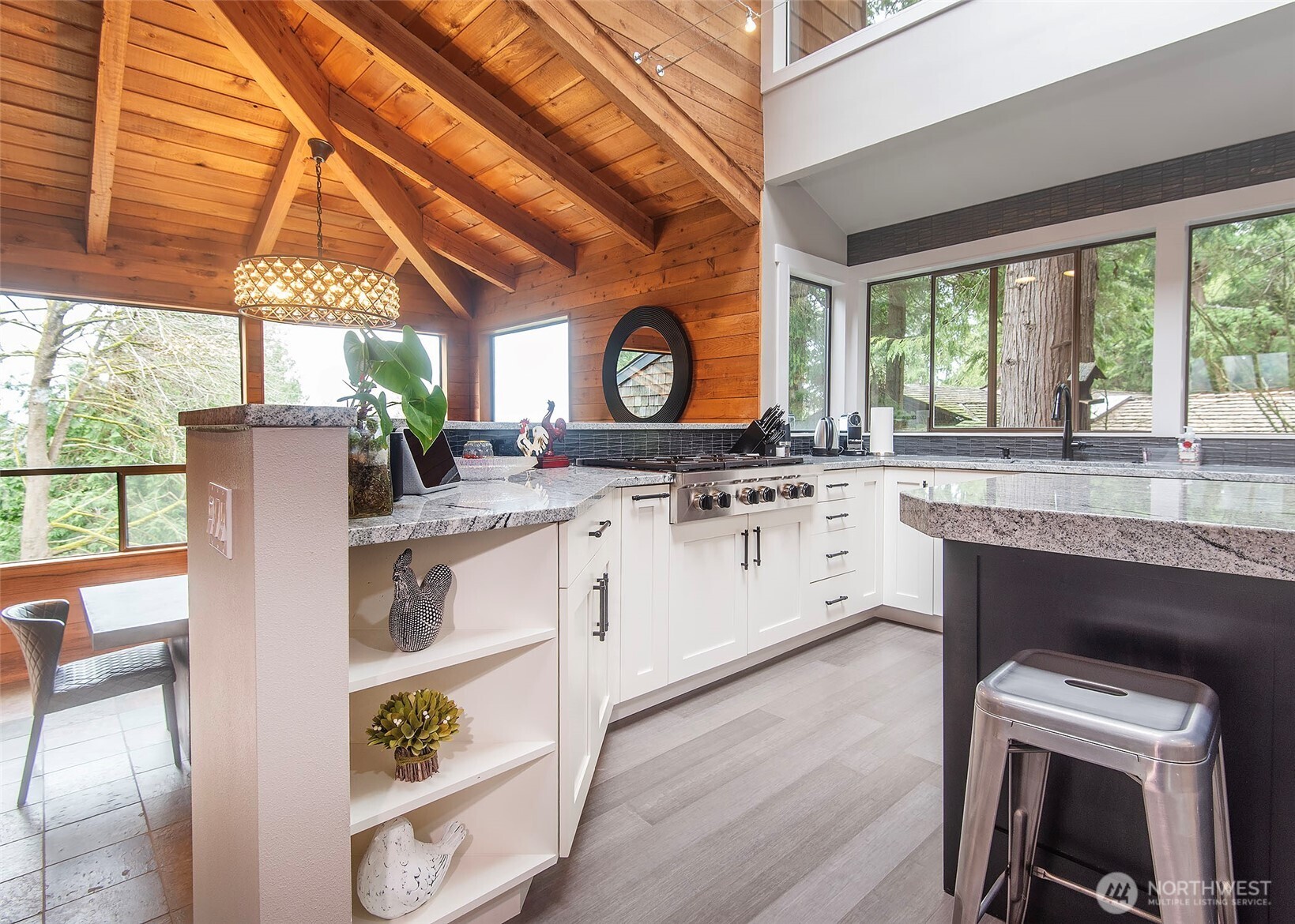 6724 Marine View Drive Edmonds, WA 98026 - Photo 12 of 40