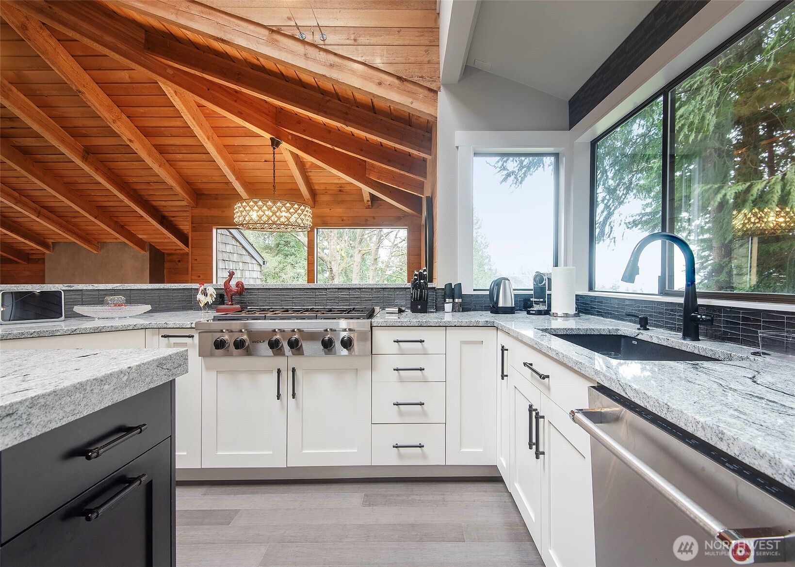 6724 Marine View Drive Edmonds, WA 98026 - Photo 13 of 40