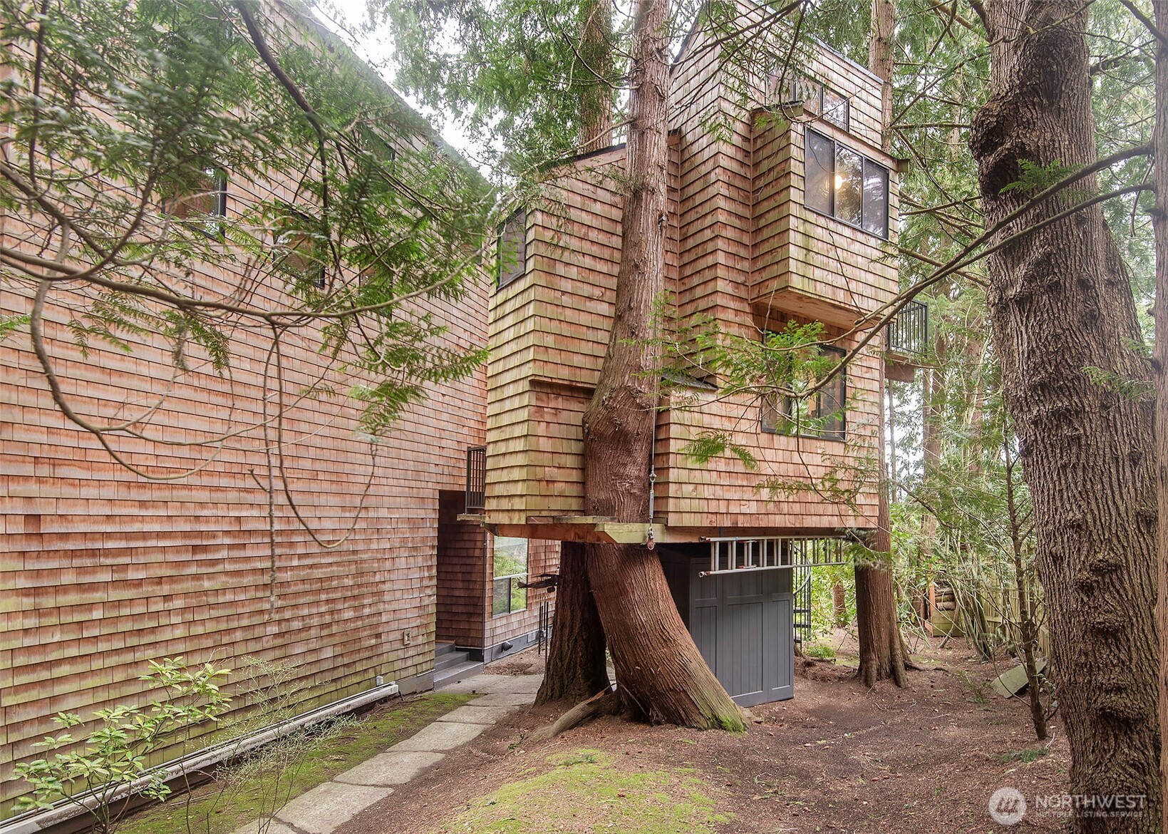 6724 Marine View Drive Edmonds, WA 98026 - Photo 33 of 40