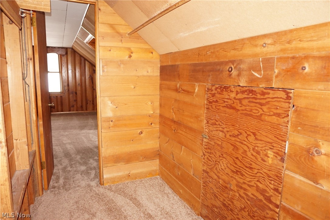 3802 Highland Road Cleveland, OH 44111 - Photo 19 of 24