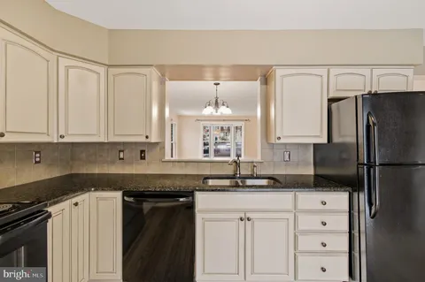 $485,000 | 2036 Howard Chapel Turn, Crofton, MD 21114