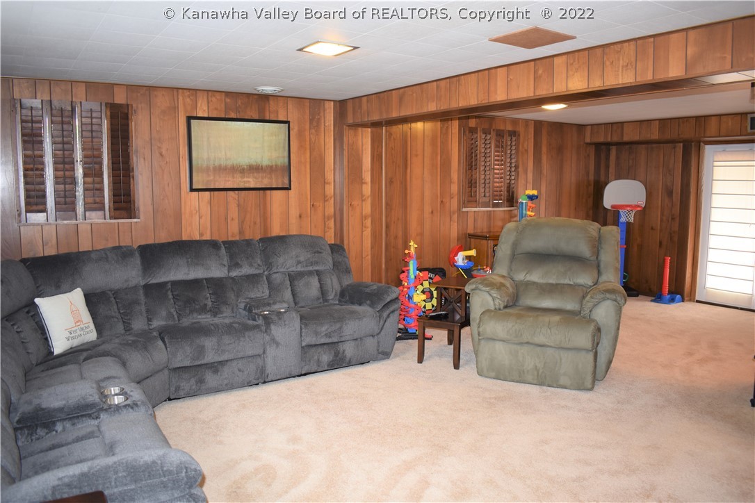 2020 Huber Road Charleston, WV 25314 - Photo 18 of 23 Gallery Image 18