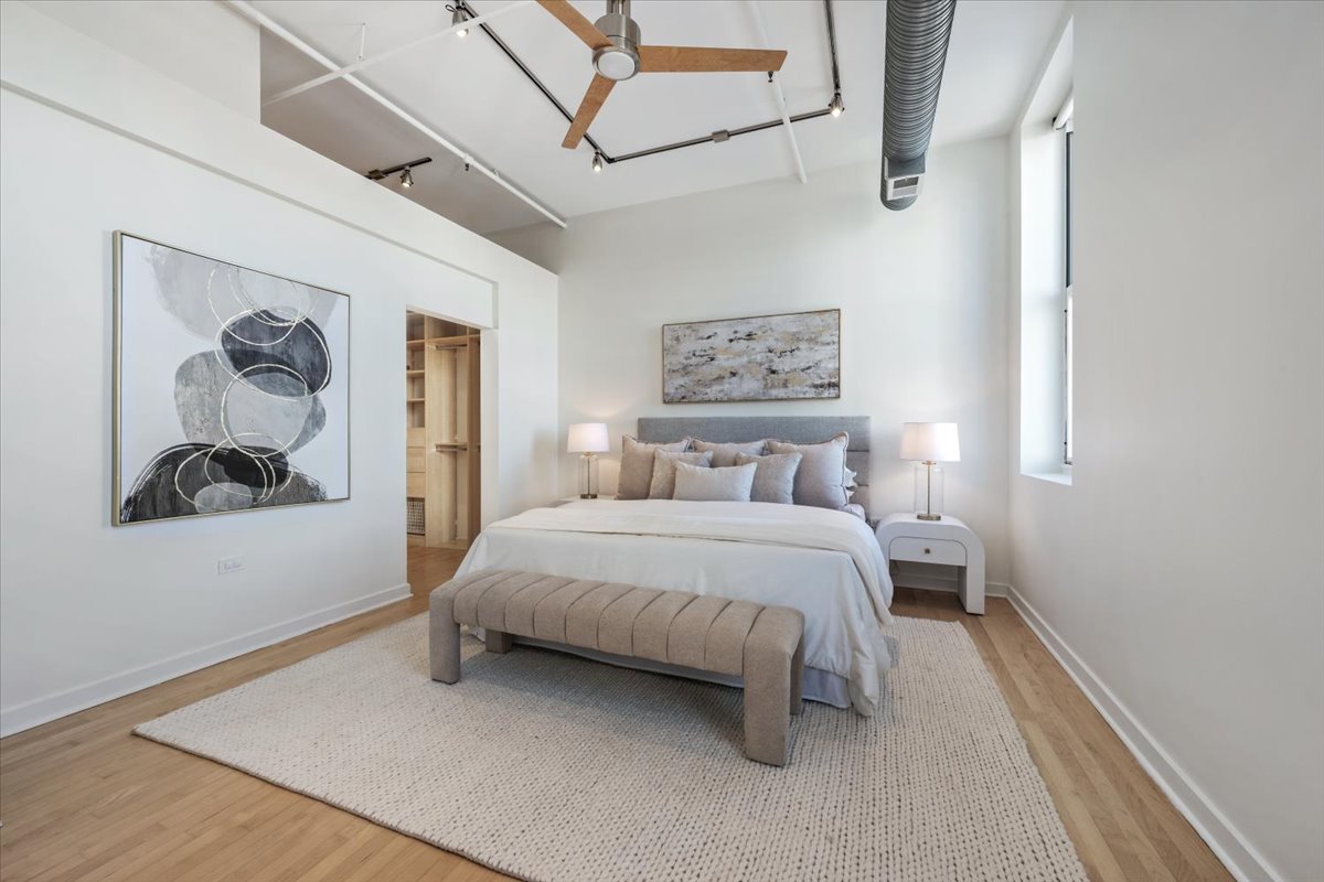 360 West Illinois Street, Unit 9A Chicago, IL 60654 - Photo 15 of 29