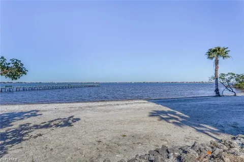 $180,000 | 7077 Quail Run Court East, Unit A 15, Fort Myers, FL 33908