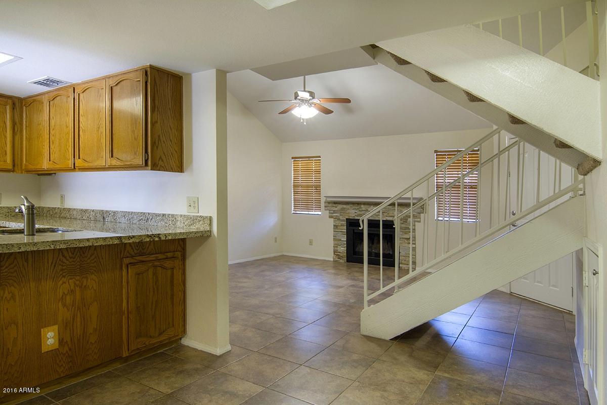 170 East Guadalupe Road, Unit 44 Gilbert, AZ 85234 - Photo 20 of 34 LivingRoom_0024