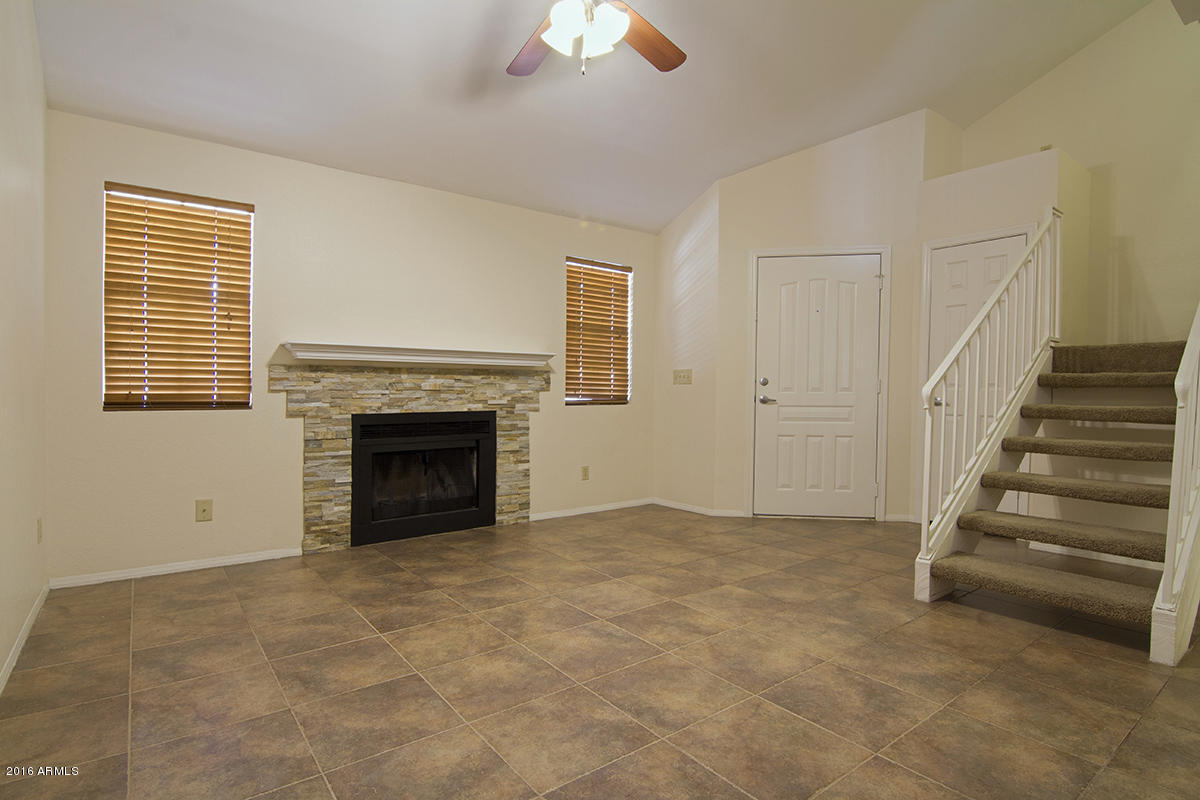 170 East Guadalupe Road, Unit 44 Gilbert, AZ 85234 - Photo 21 of 34 LivingRoom_0068