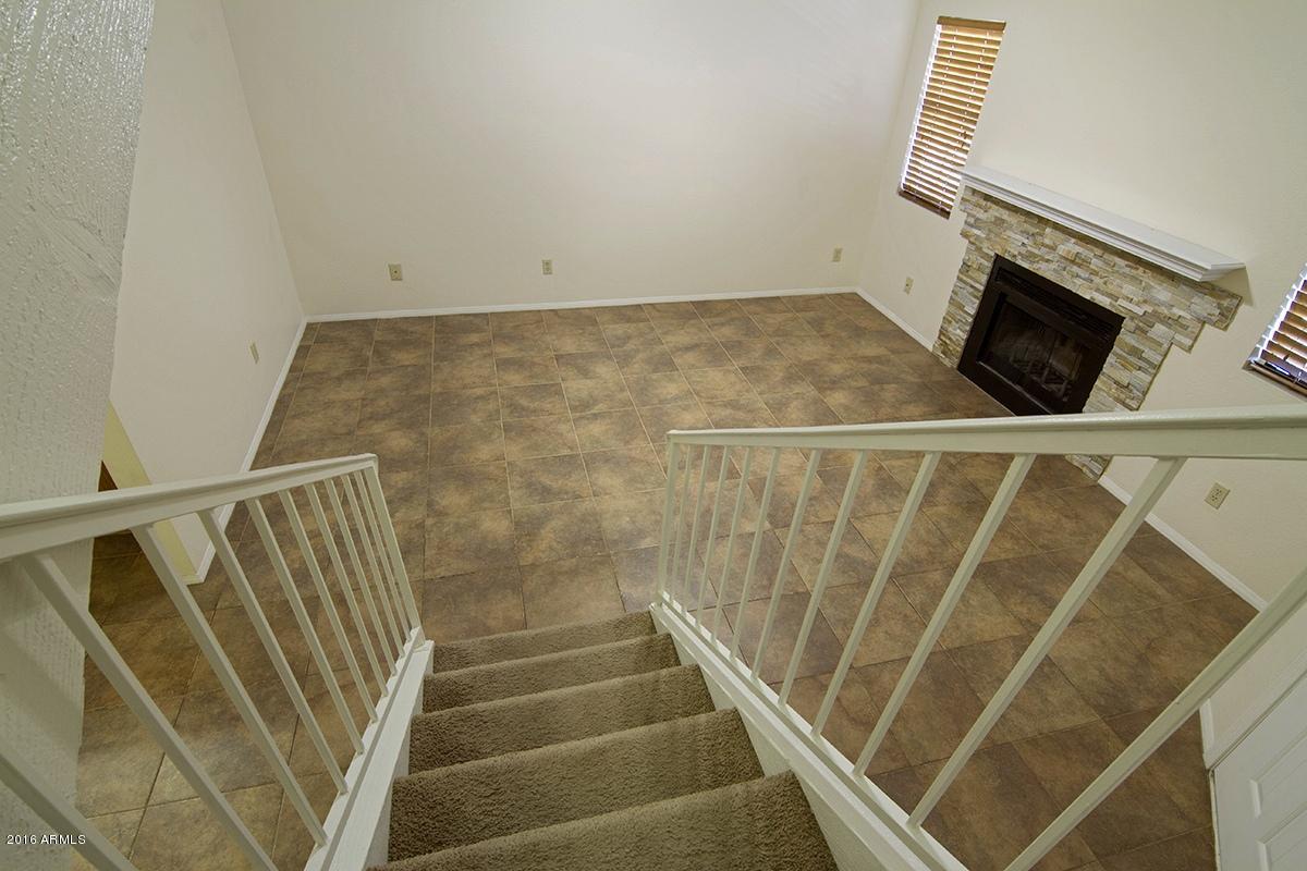 170 East Guadalupe Road, Unit 44 Gilbert, AZ 85234 - Photo 23 of 34 LivingRoom_0092