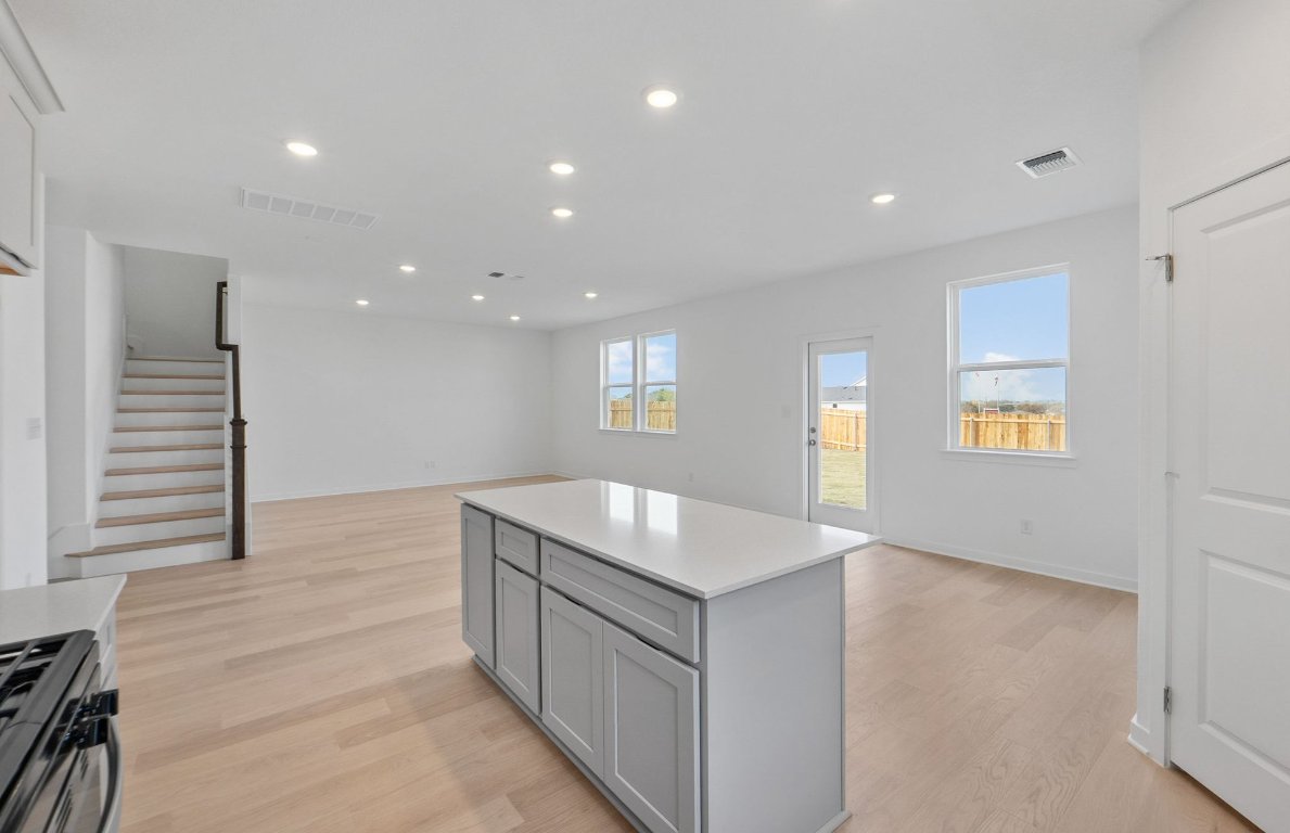 400 Sullivan Way Elgin, TX 78621 - Photo 10 of 30 an entryway in a hall with a window
